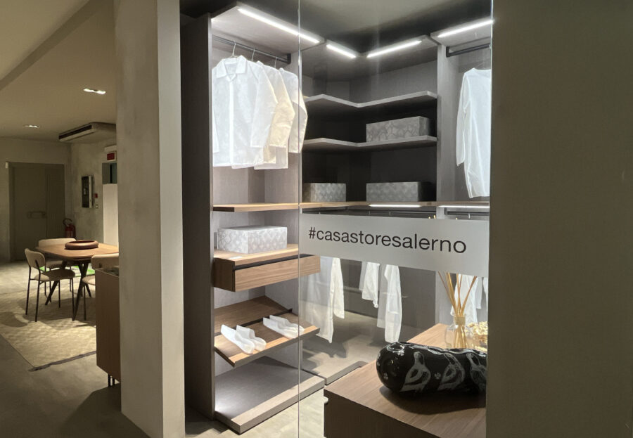 Cabina Armadio Doxa Tomasella con sconto del 60% per rinnovo esposizione Arredamenti CasaStore Salerno