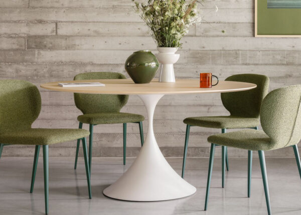 Tavolo-Leo-Midj-Salerno-Casastore-arredamenti